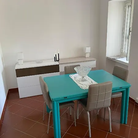Villa Syria - *